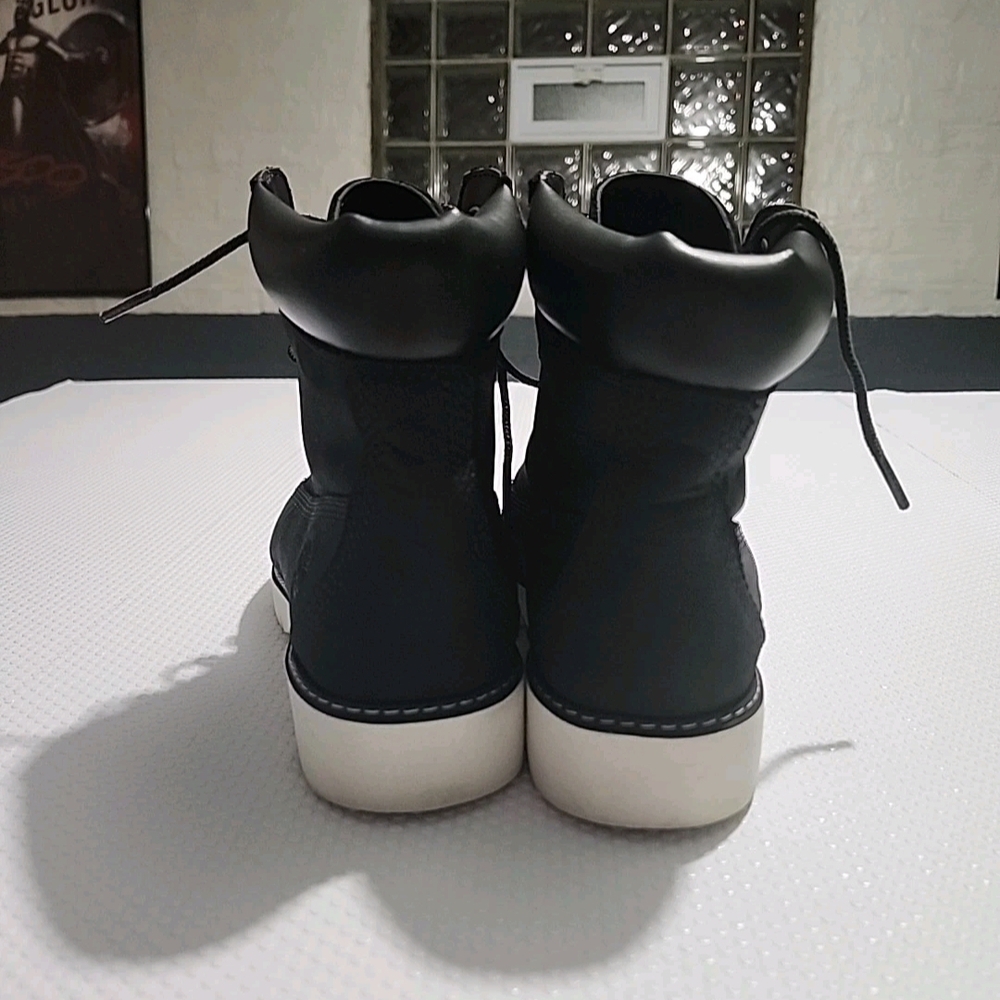 Women's Timberland Keely Field 6-inch Pre Owned Good Condition Size 7.5 Black - Picture 6 of 16
